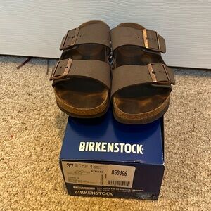 Arizona Birkenstock Sandal Size 37 Narrow Fit